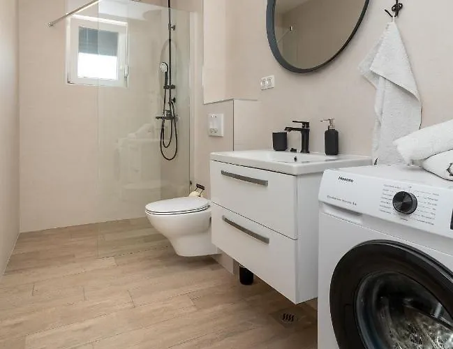 Apartman Cviki Διαμέρισμα Τρογκίρ