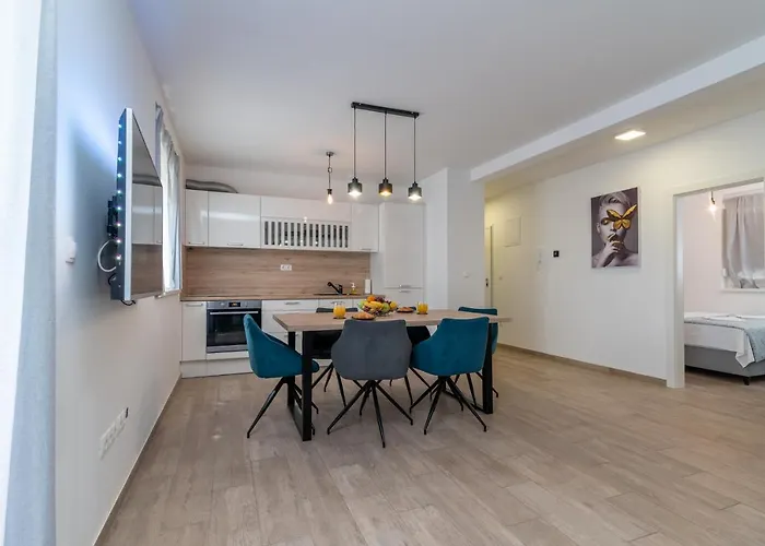 公寓 Apartman Cviki 特罗吉尔