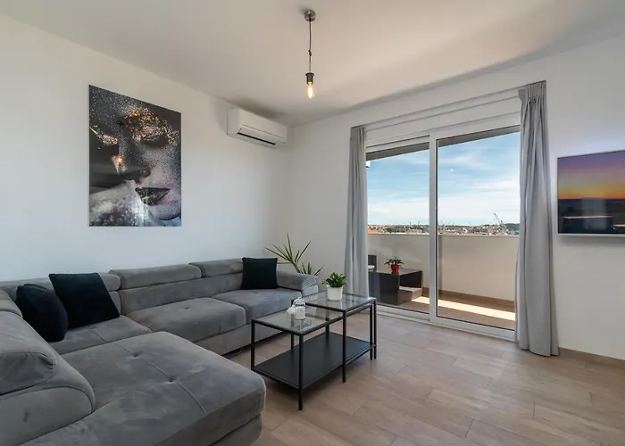 公寓 Apartman Cviki 特罗吉尔